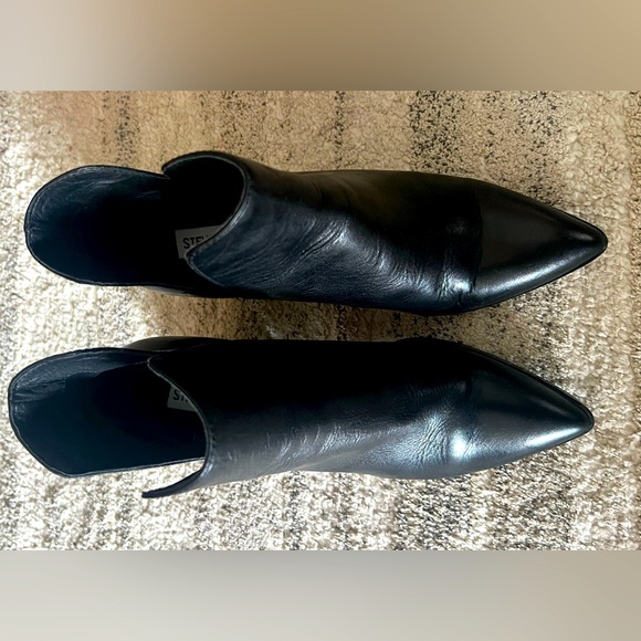 Steve Madden Black Leather Boots Kaylah Booties Anckle with 3 1/2” hills size 8M - Picture 3 of 10
